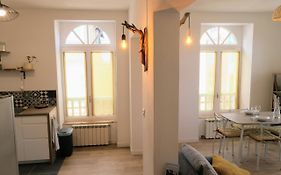 Appartement cosy entièrement rénové